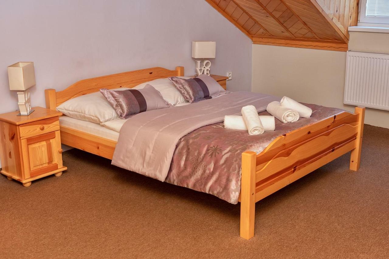 Privat U Mara Hotel Poprad Exterior photo