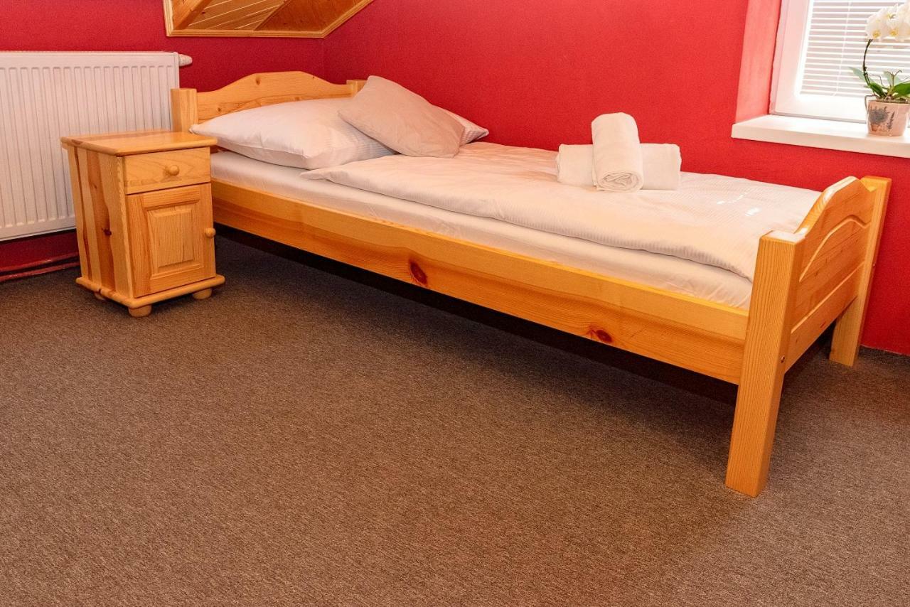 Privat U Mara Hotel Poprad Exterior photo
