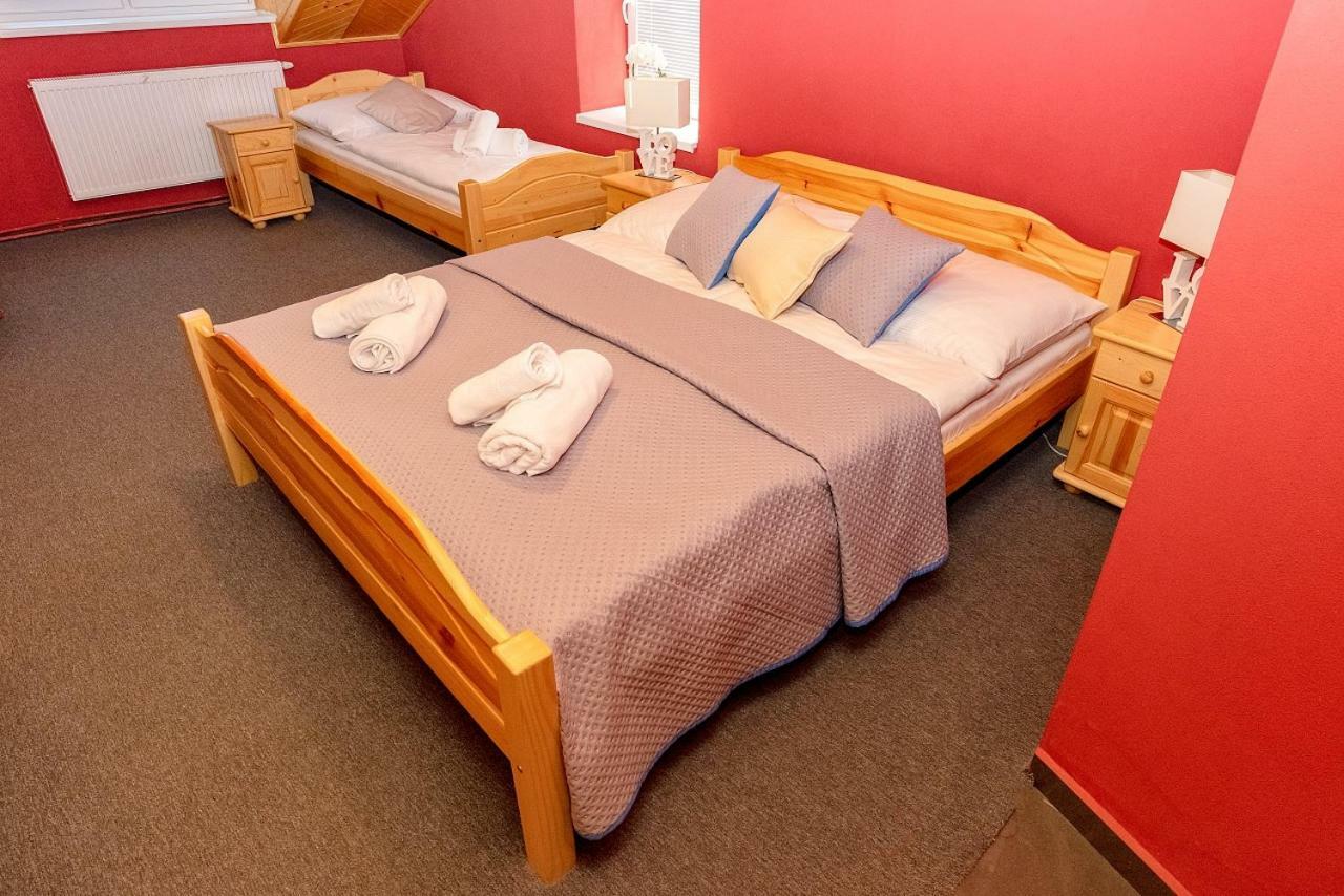 Privat U Mara Hotel Poprad Exterior photo